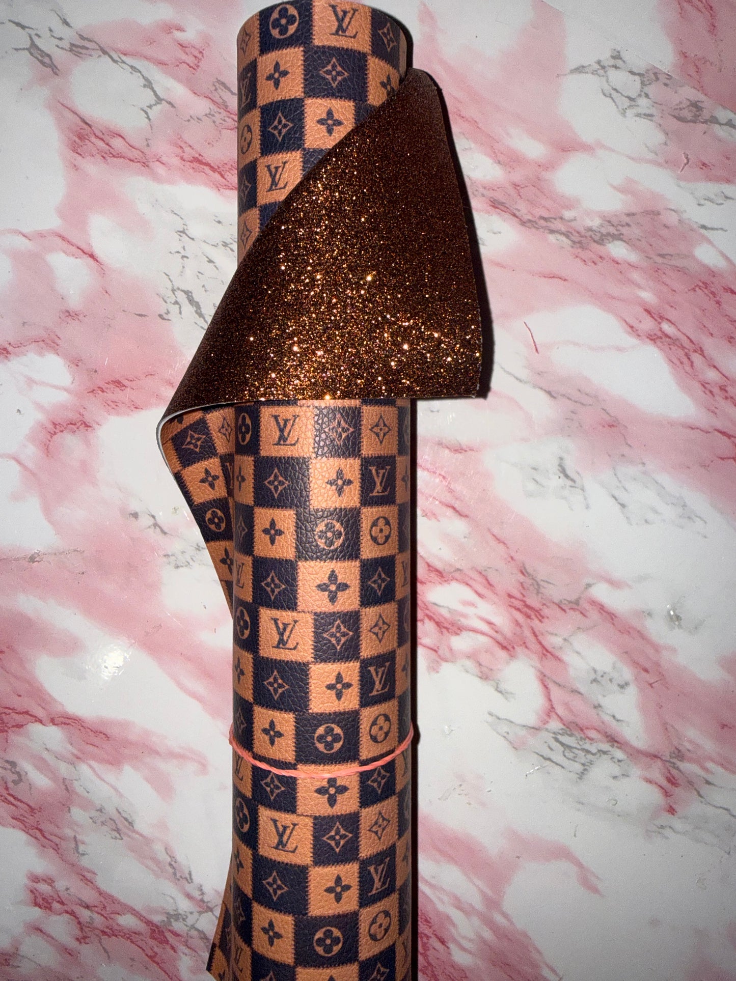 Checker lover