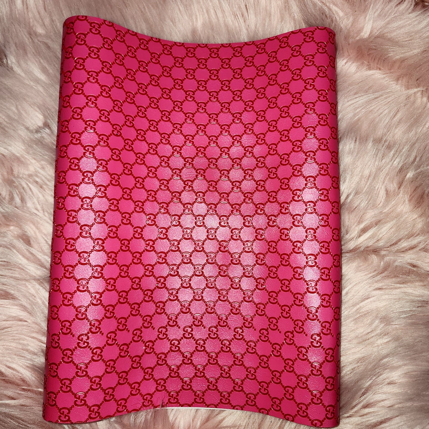 Hot pink gg embossed coarse