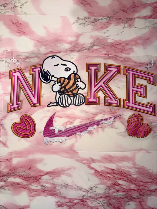Snoopy snack